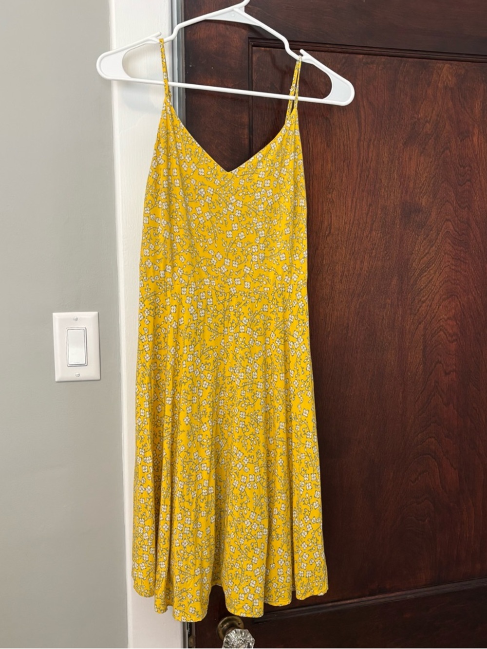 Gap Yellow Floral Adjustable Spaghetti Strap Small Sundress Rayon  Above Knee